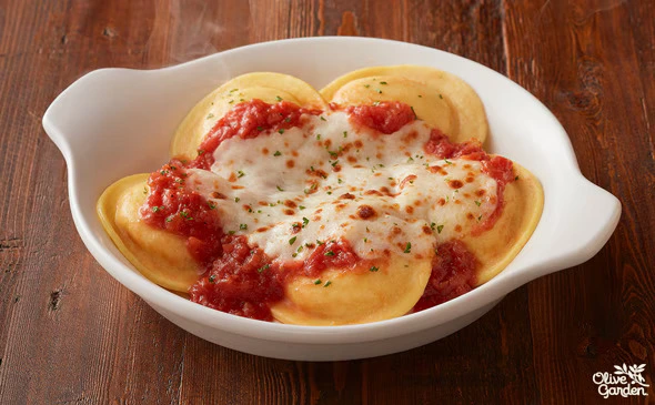 Cheese ravioli stuffed pasta