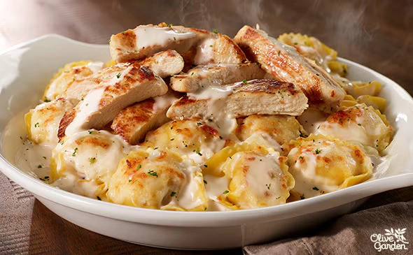 Chicken Tortelloni Alfredo