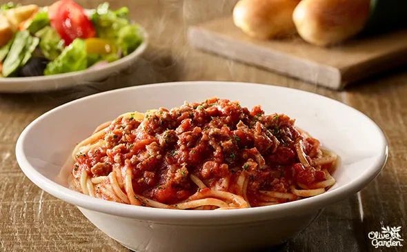 Spaghetti with tomato sauce