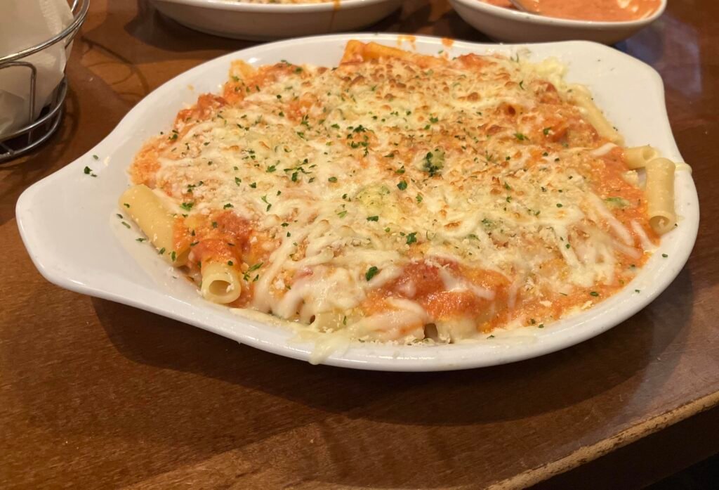 Olive Garden famous item (Five Cheese Ziti al Forno)