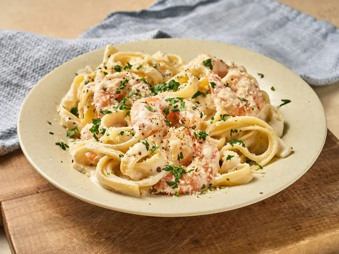 Seafood Alfredo Pasta